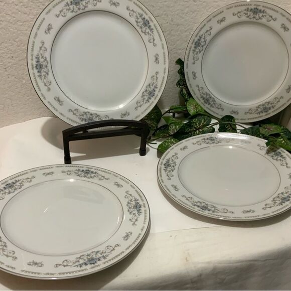 Wade Diane Fine Porcelain China of Japan Dinner Plate 10.25"  Set of 4 B7 - Picture 8 of 8